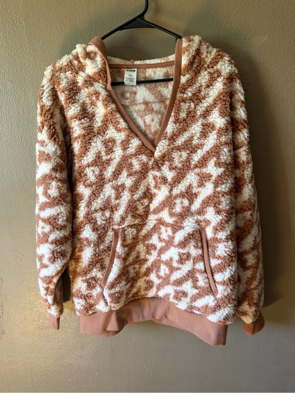 PINK Victoria's Secret Cream and Tan Sherpa V-Neck Hoodie